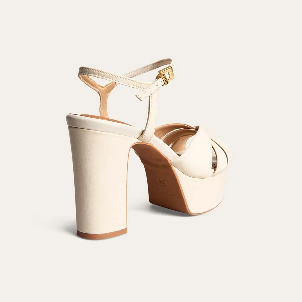 Sandália Plataforma Couro Nobre Soft Salto Grosso Off White Marfim - vista 2 de 3